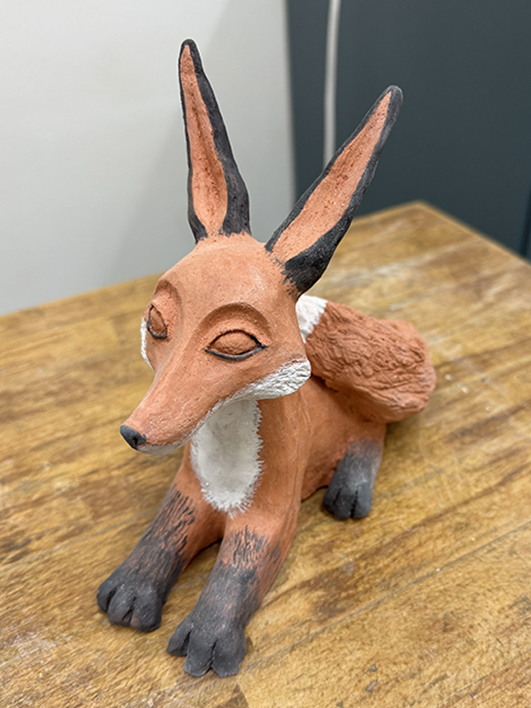 IZA - Isabelle Ardevol donne des cours de modelage en argile et de sculpture dans son atelier