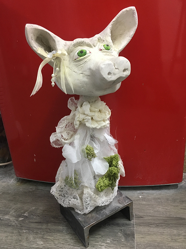 IZA - Isabelle Ardevol donne des cours de modelage en argile et de sculpture dans son atelier