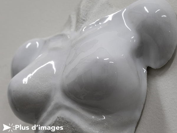 IZA, Isabelle Ardevol - Etats d'Ame, sculpture en porcelaine blanche émaillée - détail - 2024