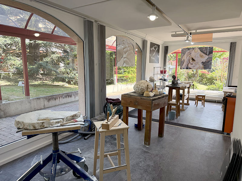 IZA - Isabelle Ardevol, atelier de sculpture a Pully, vue interieure