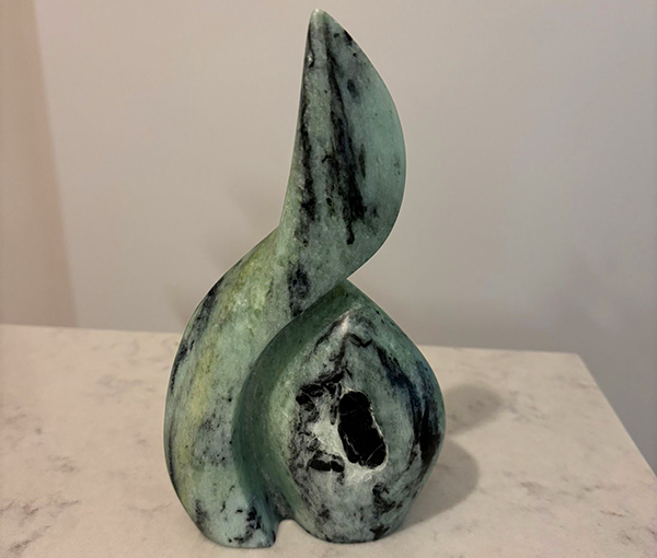 IZA - Isabelle Ardevol, cours de taille de steatite (pierre tendre) a Lausanne - Travaux d'eleves Bénédicte D.