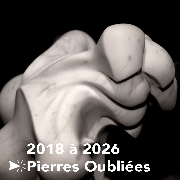 IZA, Isabelle Ardevol, femme artiste contemporain, sculpteure, sculptrice, art vers sculptures 2018-2023 en marbre, albatre et granit de la serie En-Terres Chaotiques, Le réchauffement climatique, l’impact de l’être humain sur la planète, et le mal-être de notre société sont ses inspirations - Sculpteure et art contemporain, Lausanne